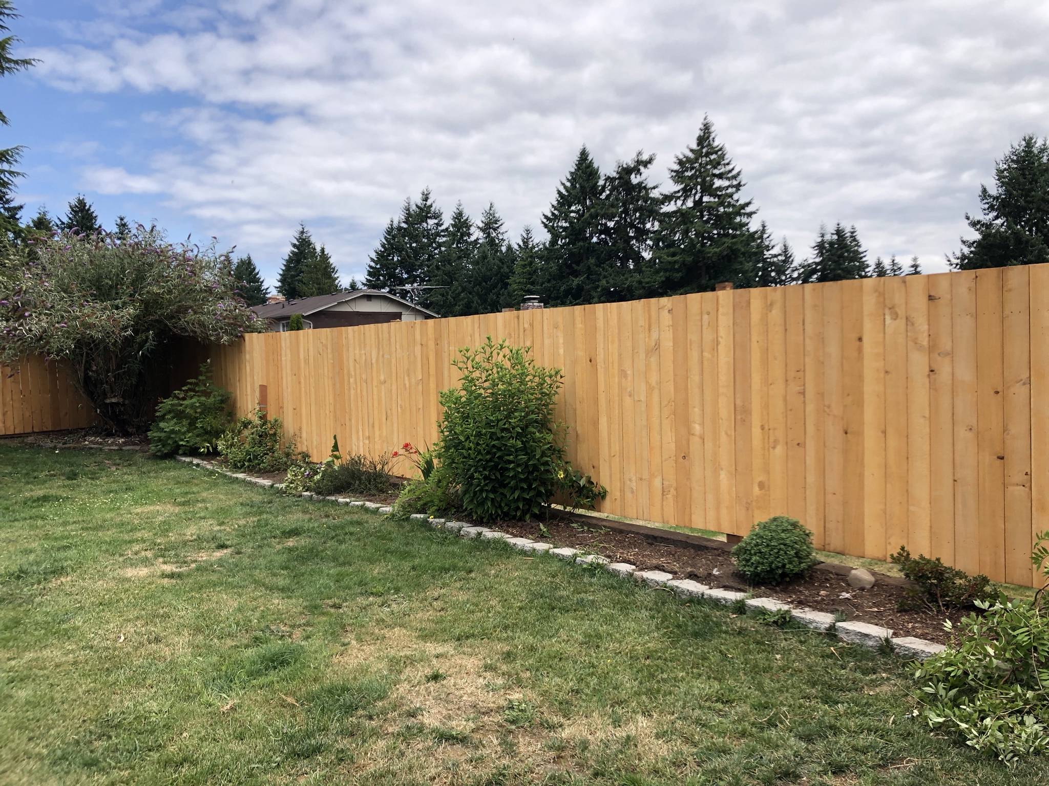 Choosing a Fence Repair Company